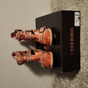 Freebird Grace bootie red